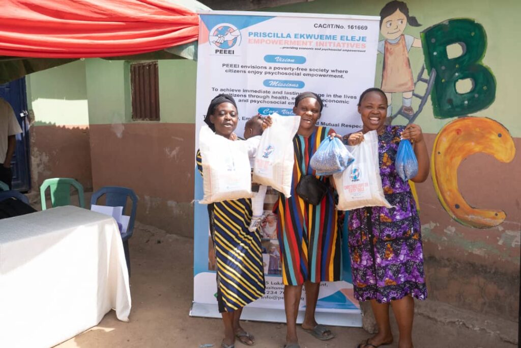 peeei christmas hope on every table expressing gratitude at the end of the program
